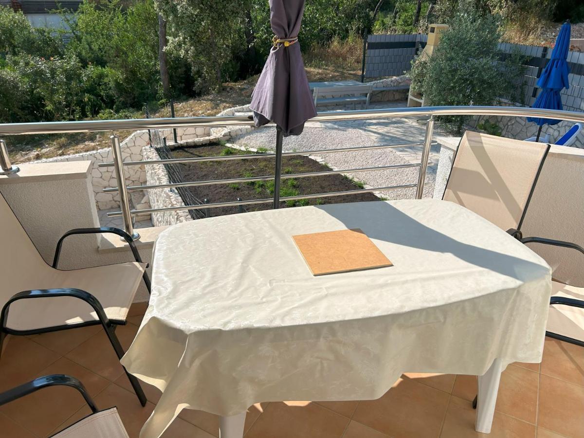 Apartments Antonella Трогір Екстер'єр фото
