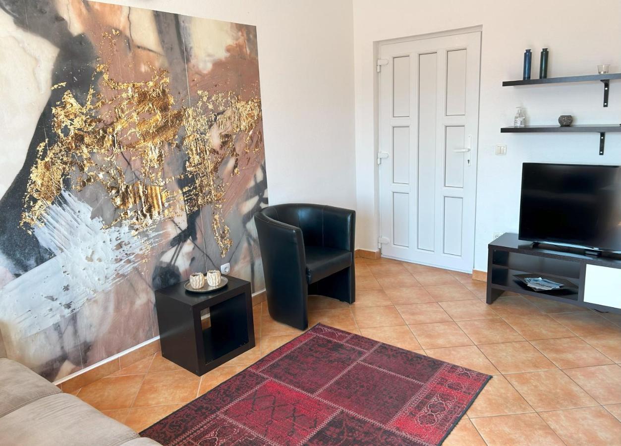 Apartments Antonella Трогір Екстер'єр фото